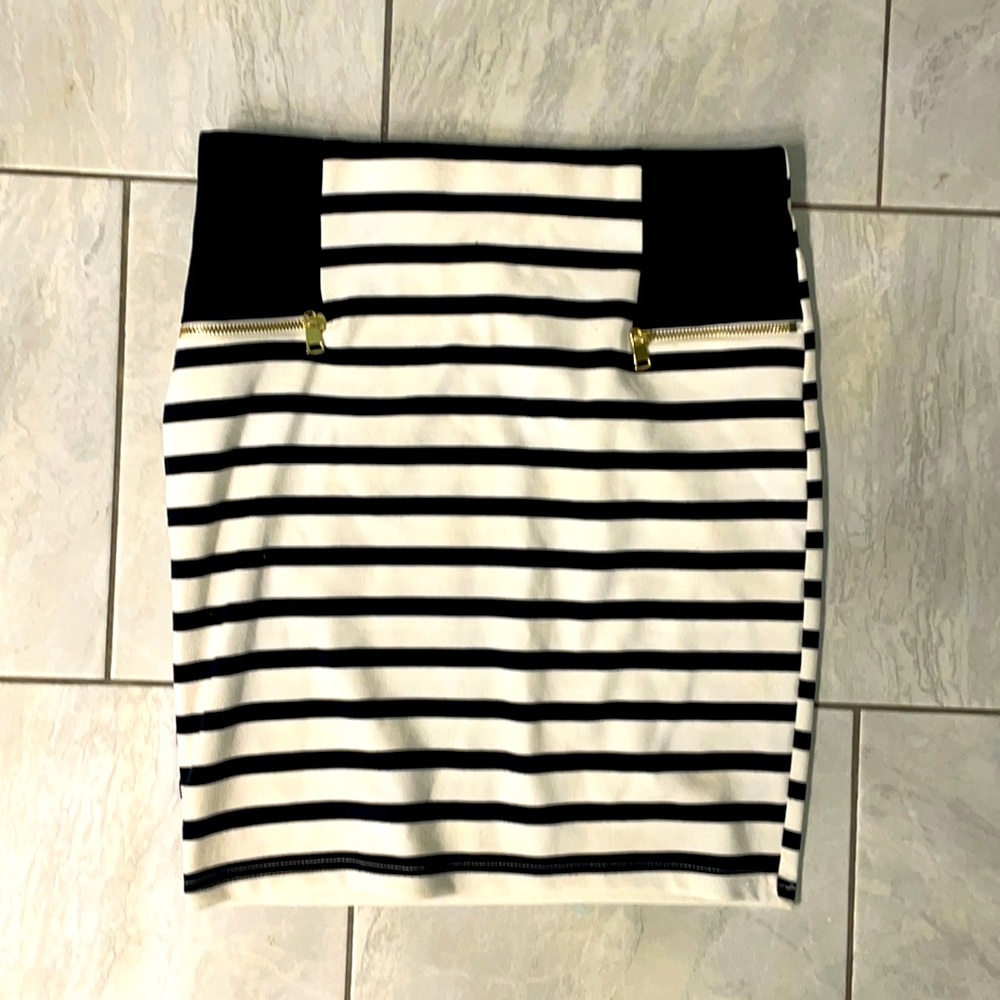 Pencil skirt